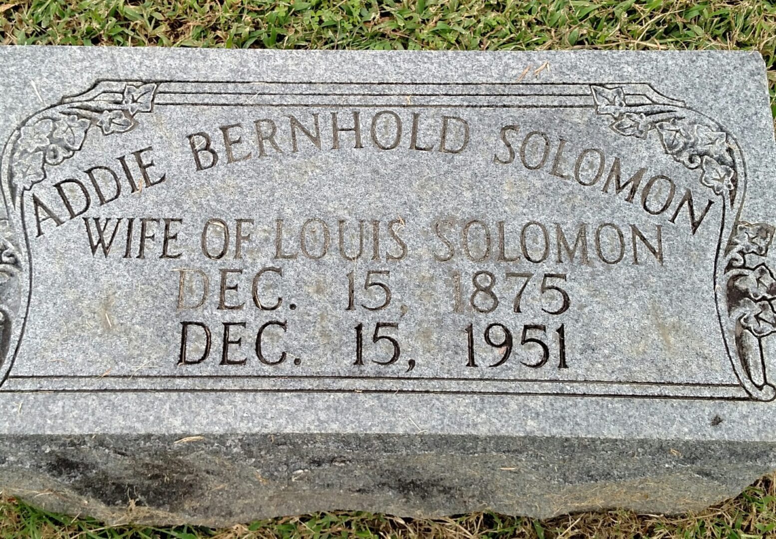 Headstone of Addie Bernhold Solomon