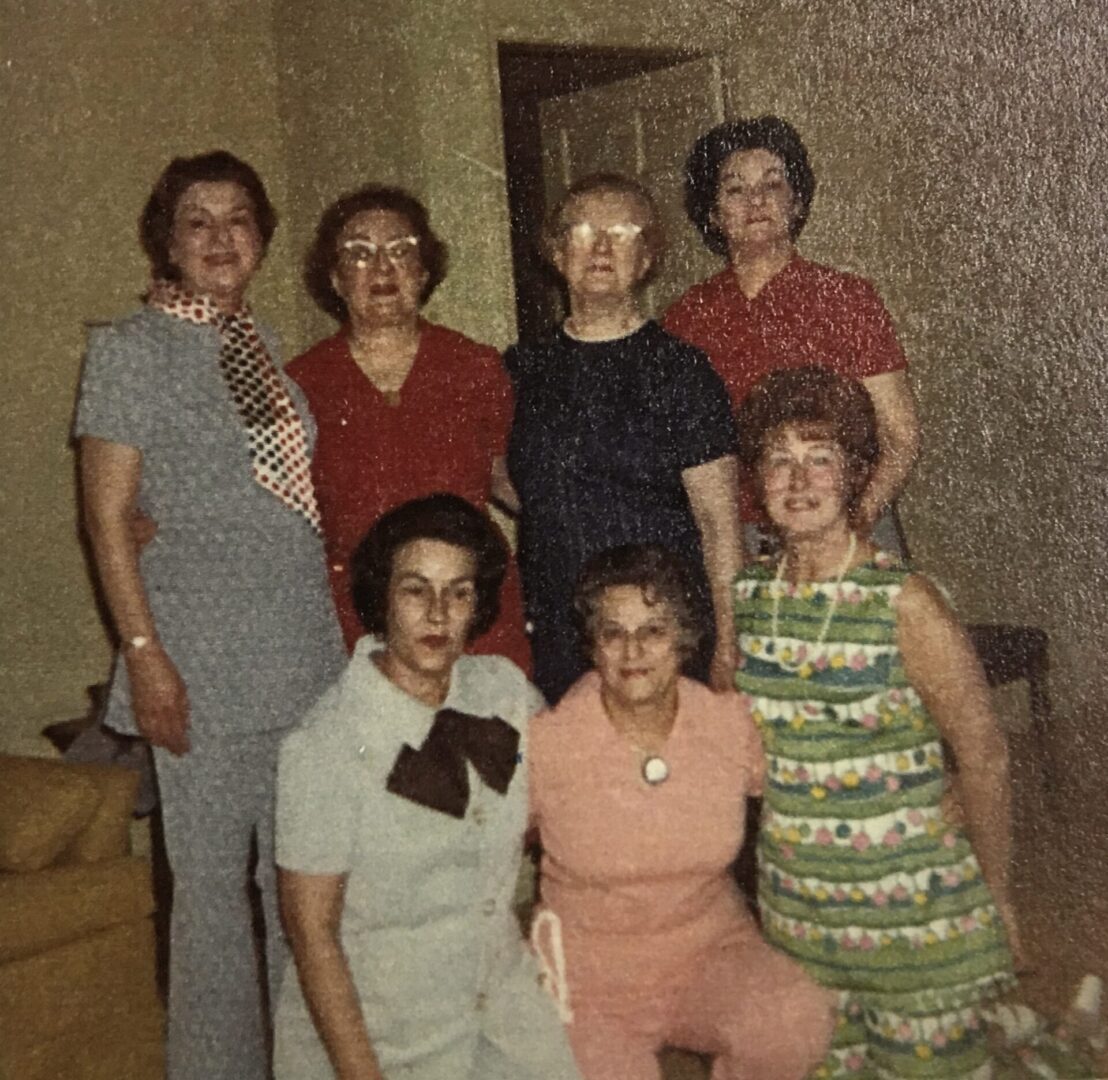 Tannenbaum sisters, 1971: top, Raye, Bess, Ethel, Jean; bottom, Edith, Miriam, Bryna