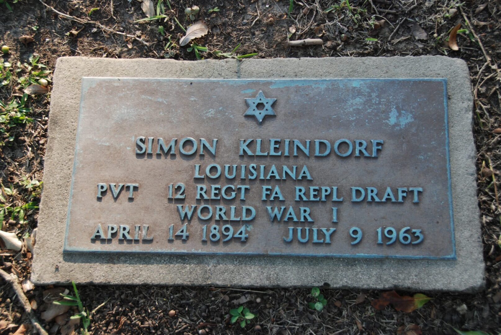 Simon Kleindorf grave marker