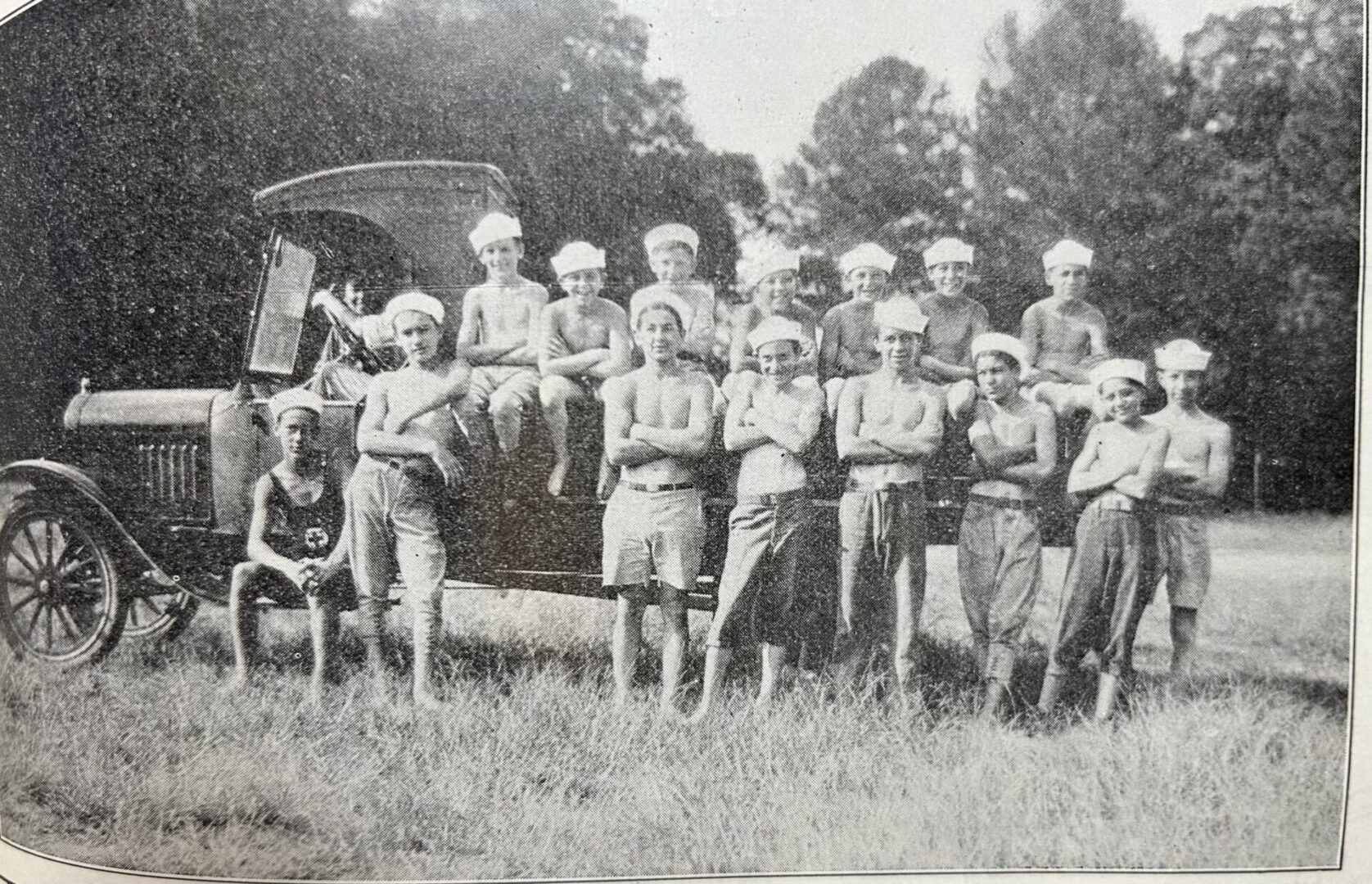 Daniel Hart, top row second from right, GCM Aug 1926