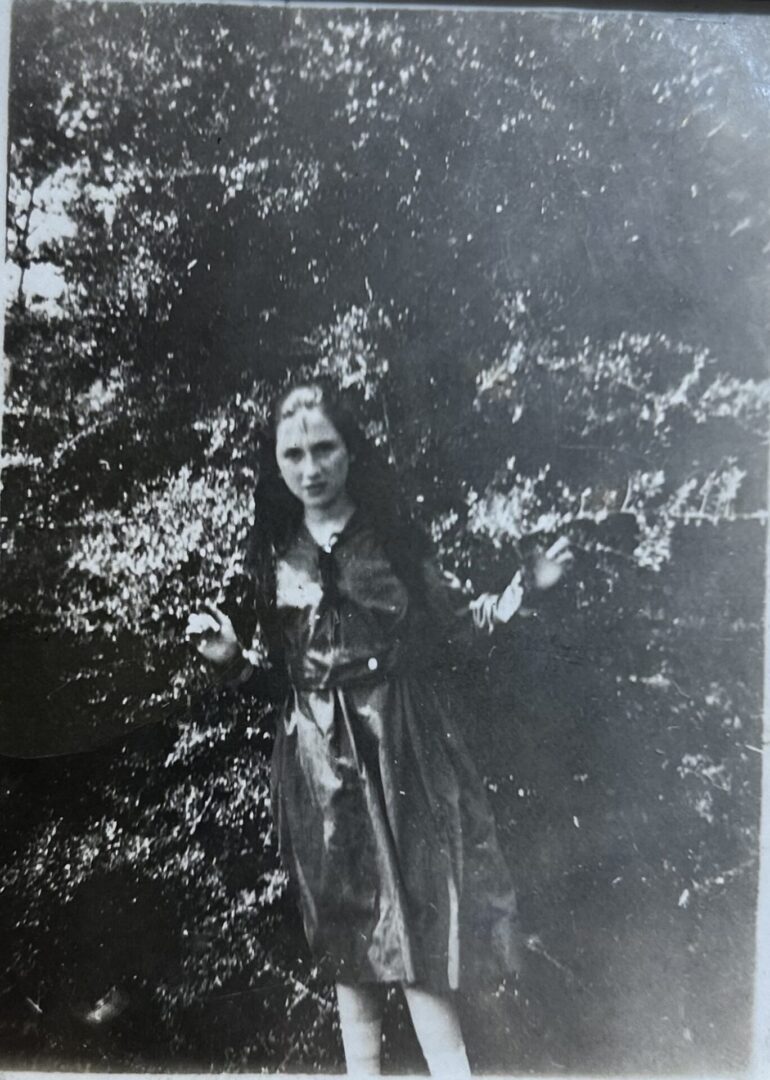 Ida Hirsch, Age 14, 1919